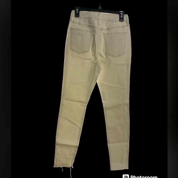 So high rise Ankle Jegging NWT size 7/28W cream color - Picture 5 of 6